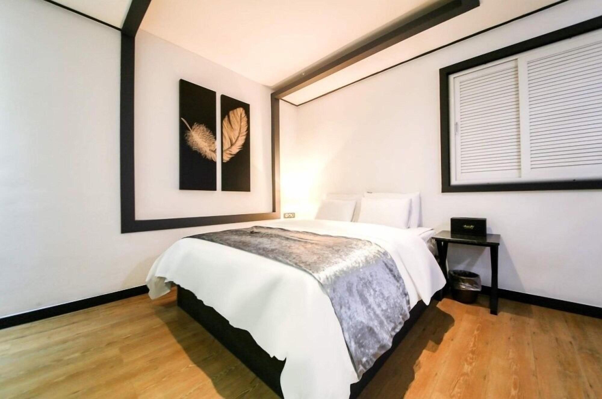 Seosan Aria Hotel Buitenkant foto