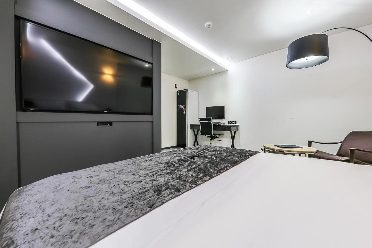 Seosan Aria Hotel Buitenkant foto