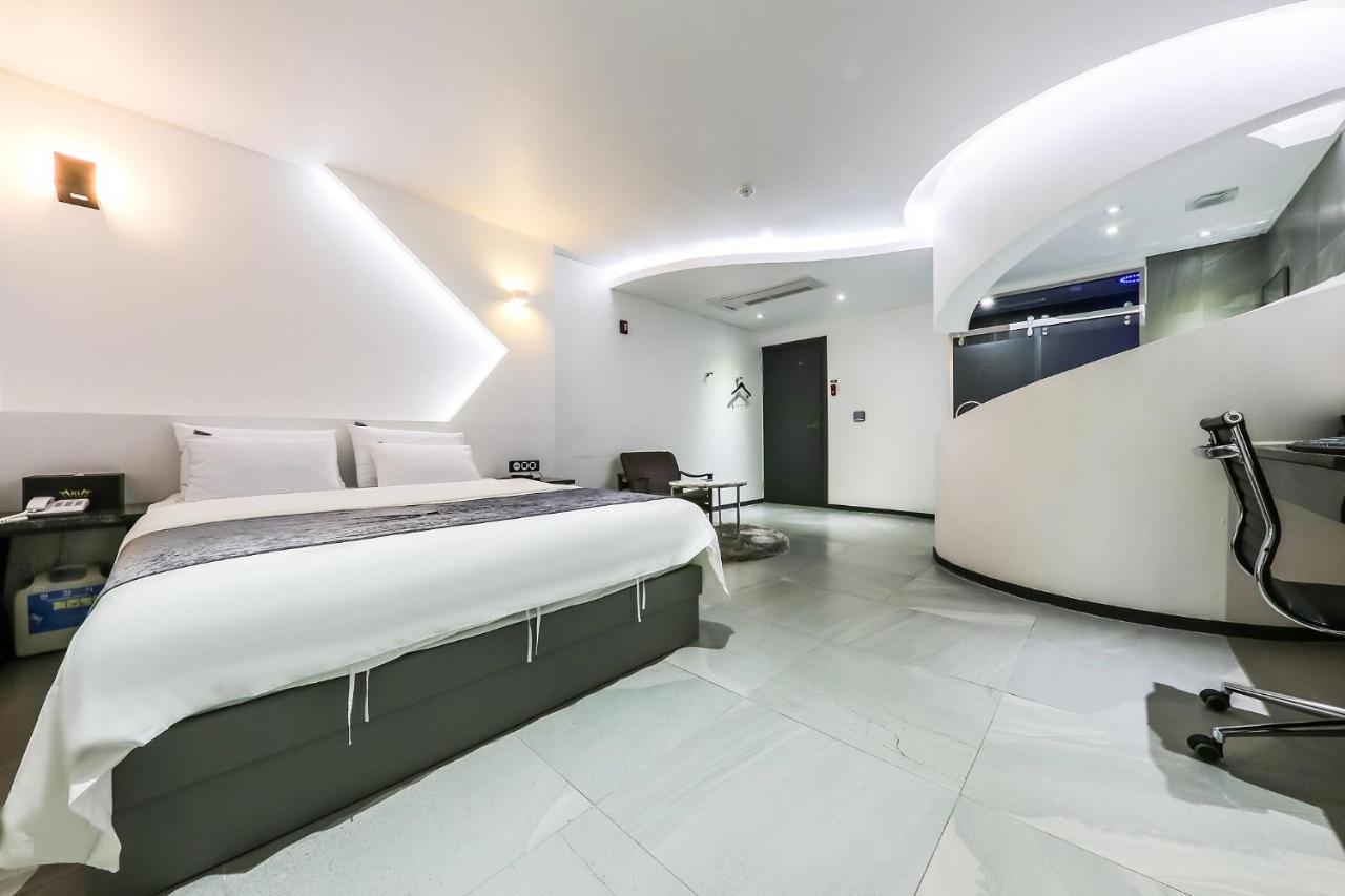 Seosan Aria Hotel Buitenkant foto